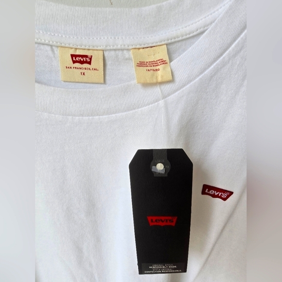 Levi's White Short Sleeve Tee Cotton Essential Basic Size 1X XL - Picture 2 of 6
